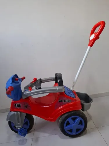 Carrinho de passeio infantil