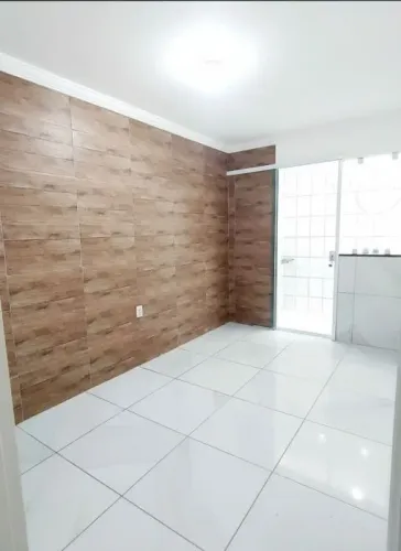 Casa reformada à venda no Pontal  2 quartos e suíte