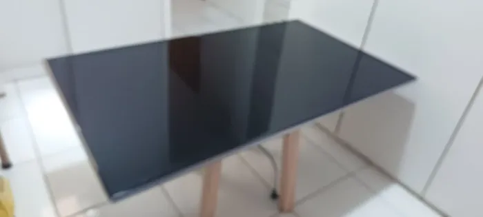 TV Samsung 46 perfeito estado com controle, Chrome Cast e suporte original para Rack