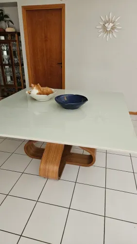 Mesa quadrada de jantar nude/fendi 1,60x1,60m