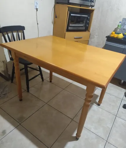 Mesa de Madeira 4 Lugares