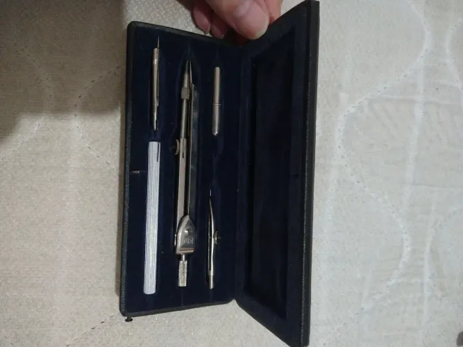 Estojo Compasso kin 521 Made in Czechoslovakia 