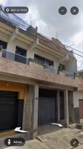 Casa com área de comércio