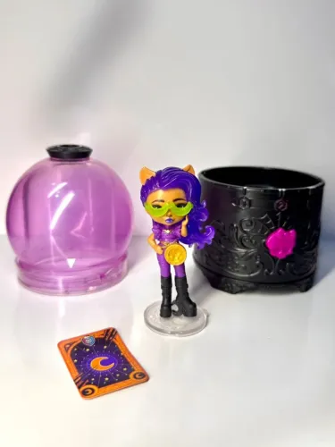 Mini Boneca Clawdeen Wolf - Crystal Ball (Bola de cristal) - Monster High Potions