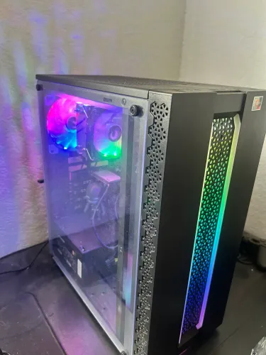 PC + G502 + G810 | Ryzen 3 4350G | 16GB RAM | NVMe Kingston 500GB