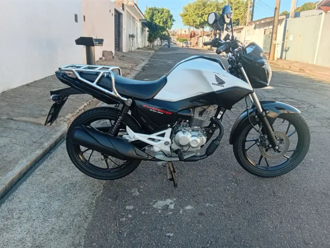 Honda Cargo 160 2025 - 35.000 km - Muito Conservada - Pronta para Trabalhar