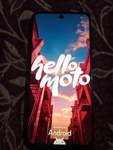 Vendo um celular moto g35 5g sem defeito so usar