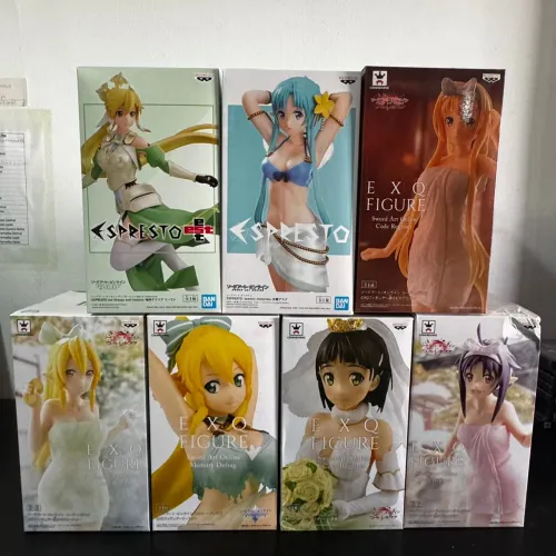 Queima de Estoque Figures Sword Art Lacrada