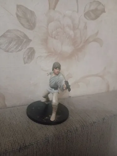 Boneco de colecionador de Star Wars do Luke Skywalker