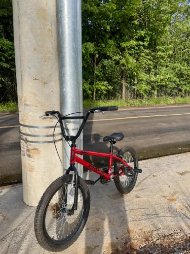Bicicleta BMX Série 1 Aro 20 Vermelha
