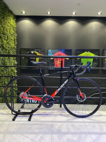 Oggi Cadenza Carbon S 52