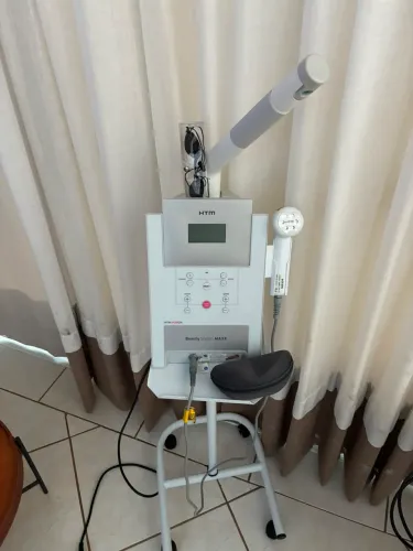 Aparelho de limpeza de pele