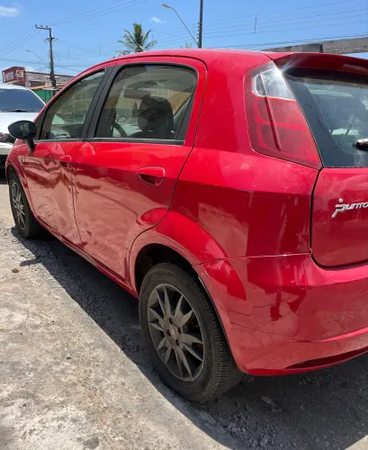 Fiat Punto Attractive 1.4 Fire Flex 8V 5P 2012