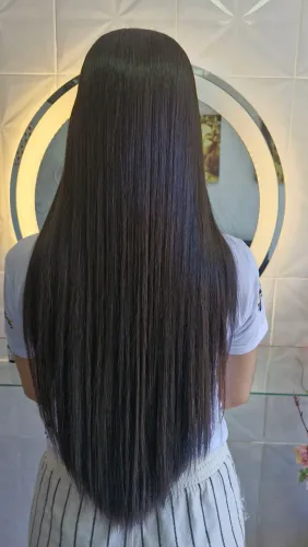 Mechas e alisamento e tratamento capilar