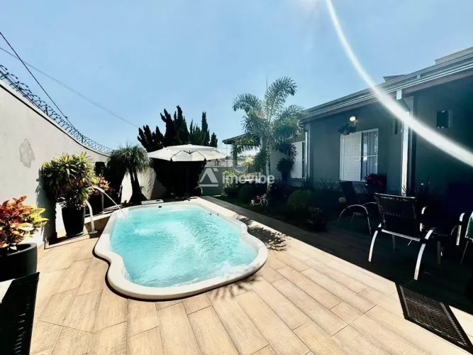 LINDA CASA COM 3 DORMITÓRIOS SENDO 3 SUITES - NOVA ODESSA - SP
