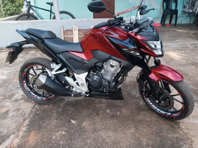 Twister 300cc. ano 24/25