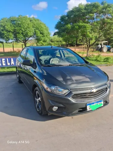 Chevrolet Onix Hatch LT 1.4 8V Flex Aut. 4P 2018