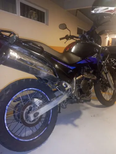 Moto Falcon a venda