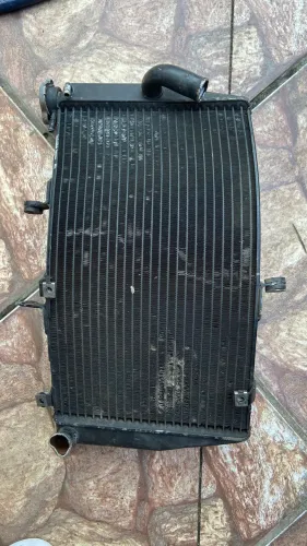 Radiador cbr 600rr 2006 com reservatório 