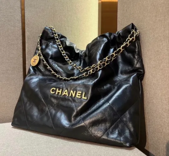 Bolsa em couro Chanel - Fotos reais