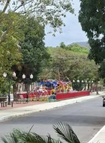 Casa com 3 quartos e 3 suites em Maricá, Bairro Marques.