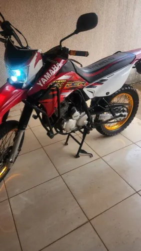 Lander xtz 250 ano 2018/2019 cor série especial 