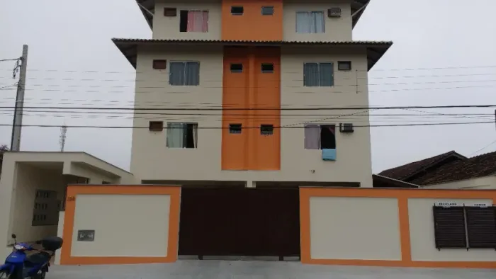 Apartamento no bairro Floresta, 2 quartos com 2 banheiros