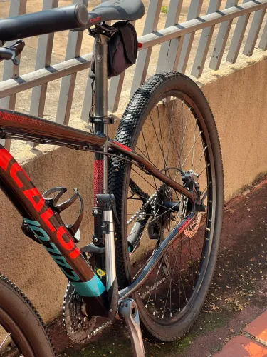 Bicicleta Caloi Explorer aro 29