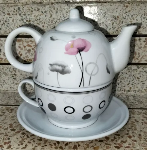 Conjunto de Chá Individual "Tea for One" em Porcelana - Bule e Xícara Empilháveis