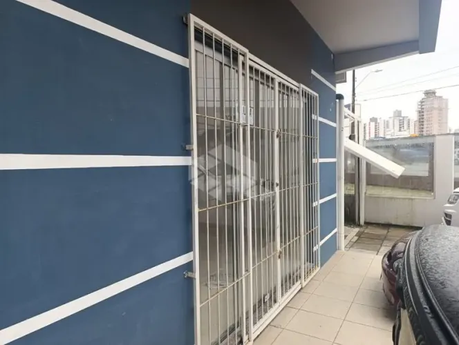 Casa Comercial 30M² - para Alugar