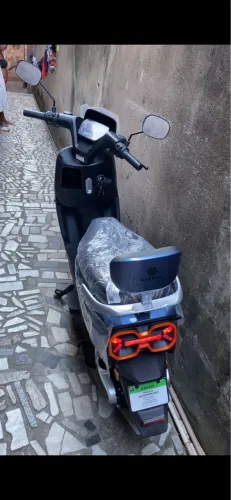 Moto elétrica, toda boa, 7 mês de uso, nunca teve problema, açeito trocas em pop 