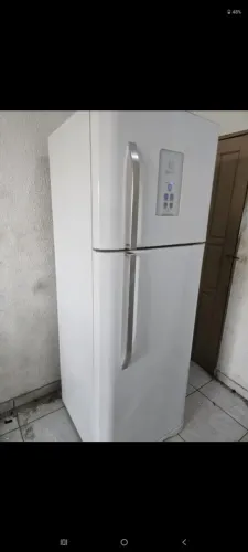 Geladeira em perfeito estado de uso