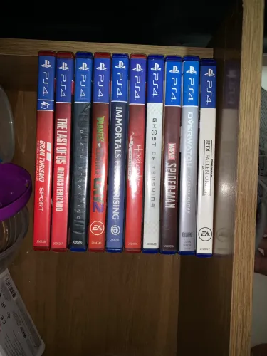 JOGOS DE PS4 (confira a legenda)