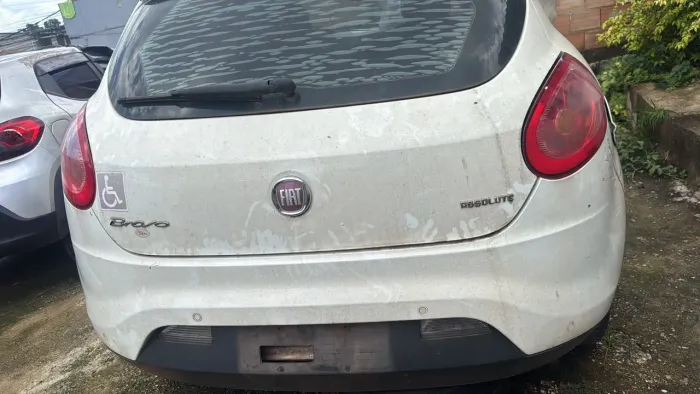 Vendo tampa traseiro, para-choque traseiro Fiat bravo