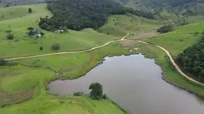 FAZENDA 180 HECTARES - NOVA CANAÃ/BA