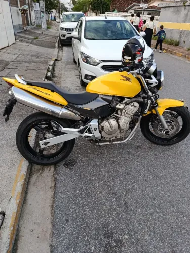 Hornet 600 F carburada