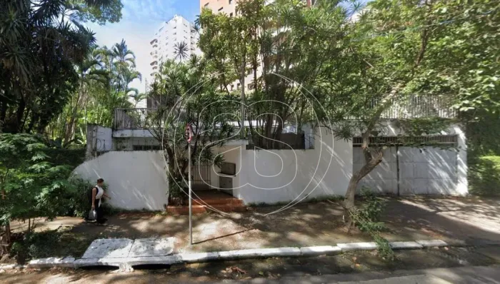 Terreno em Moema Pássaros, com 15X10, 150m² de Terreno e Z.: ZEU!