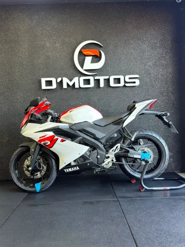 YAMAHA R15 EDIÇÃO ESPECIAL- 2027