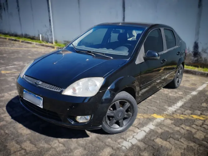 Ford Fiesta Sed. 1.6 8V Flex 4P 2006