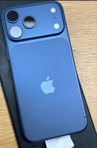iPhone 17 PROMAX AZUL
