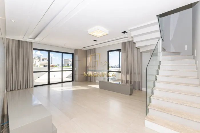 Cobertura Duplex Mobiliada à Venda no Juvevê 2 Suítes, Terraço Exclusivo com Churrasqueir