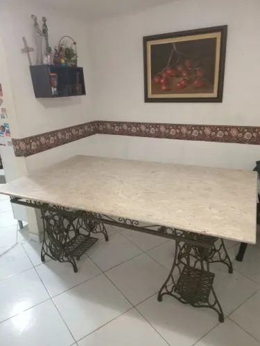 Mesa de mármore 