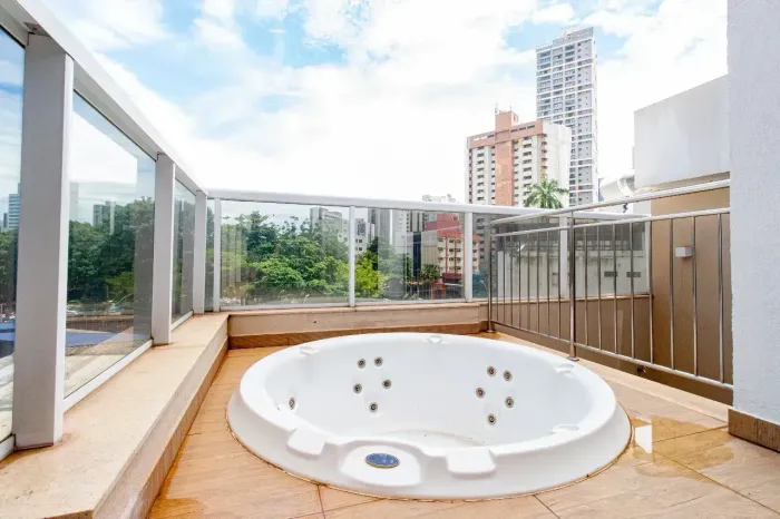 COBERTURA DUPLEX MOBILIADA 265M2 03 SUÍTES