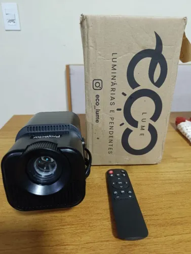 Projetor HY320