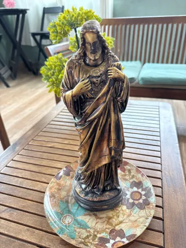 Escultura em Gesso Sagrado Coração de Jesus 42 cm