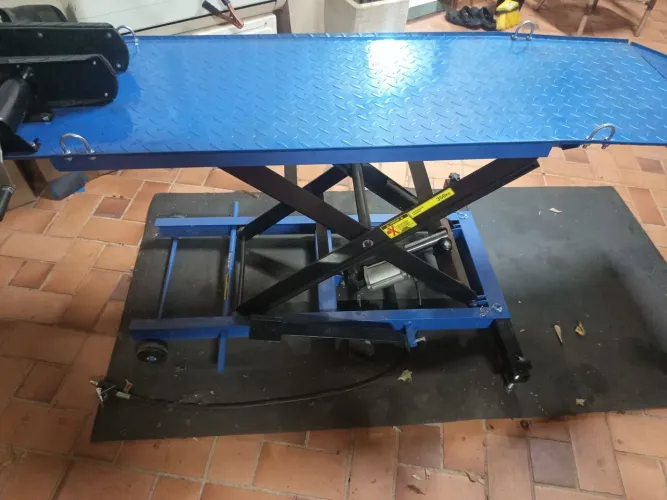 RAMPA PNEUMÁTICA PARA MOTOS