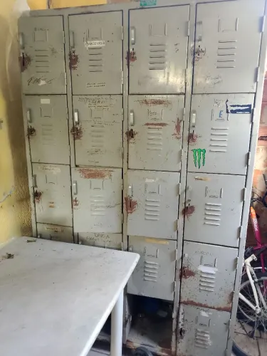 armário de aço vestiário ferro metal 20 compartimentos espaçoso uma pintura fica novo