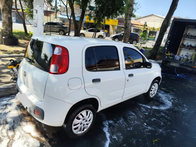 Fiat Uno Vivace Celeb. 1.0 EVO F. Flex 8V 3P 2014