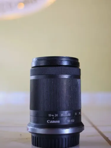 Canon RF-s 18-150mm