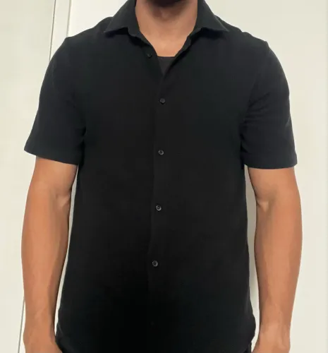 Camiseta de botão zara
